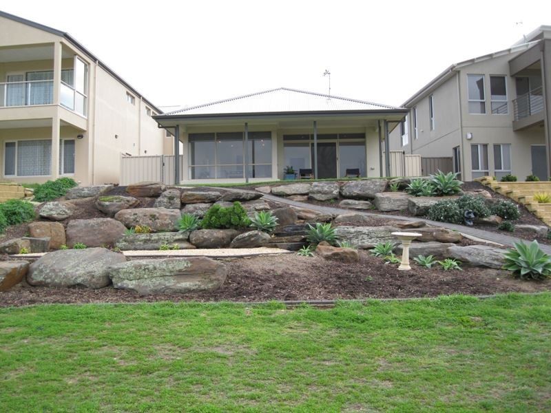 11 Blanche Parade, Hindmarsh Island SA 5214