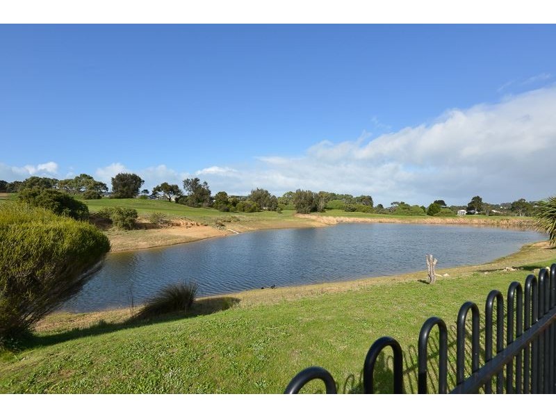 94 Coromandel Drive, Mccracken SA 5211