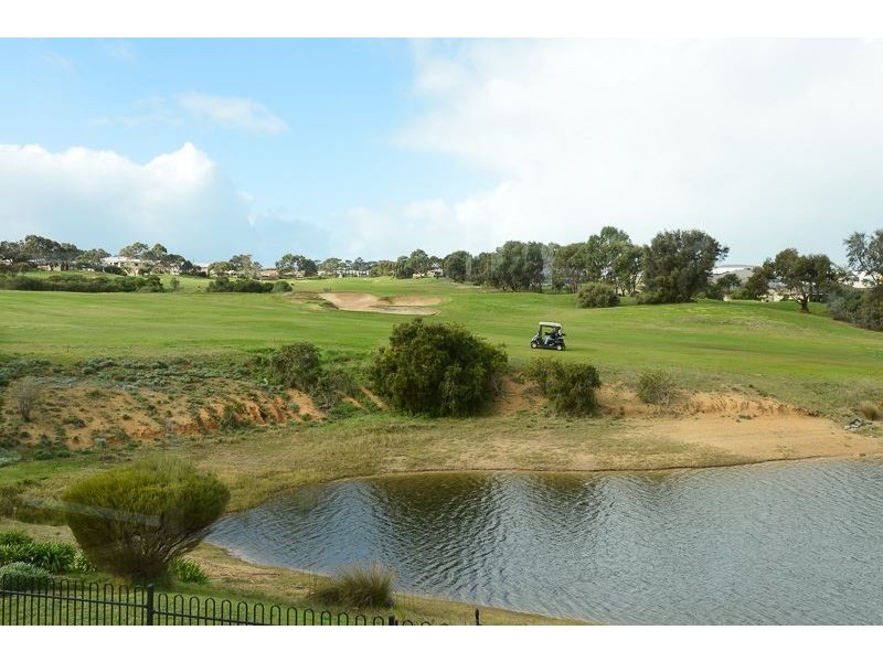 94 Coromandel Drive, Mccracken SA 5211