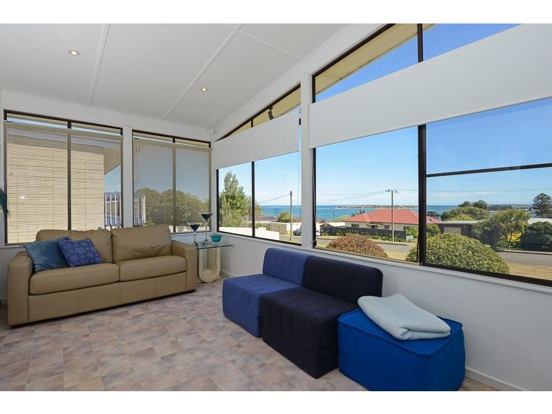 8 Tyrone Street, Mccracken SA 5211