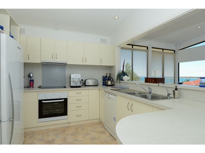 8 Tyrone Street, Mccracken SA 5211