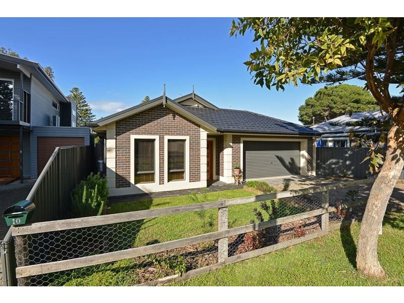 10 Petrel Avenue, Encounter Bay SA 5211
