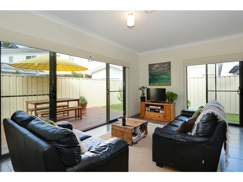 10 Petrel Avenue, Encounter Bay SA 5211