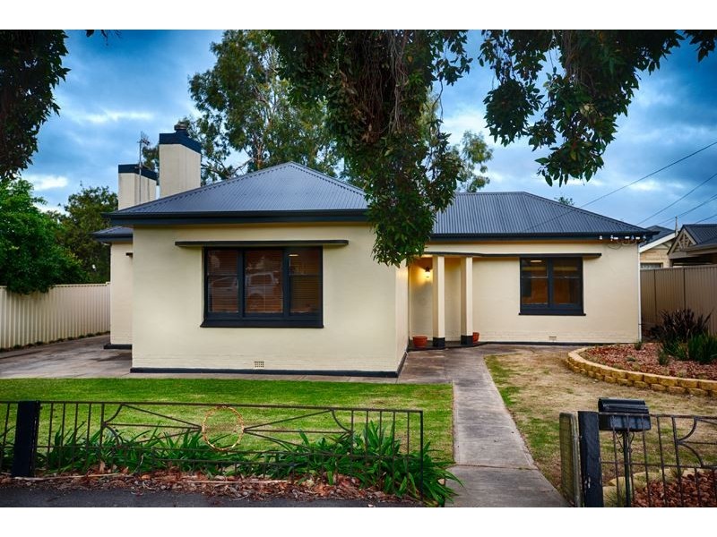 2 Churchill Road, Victor Harbor SA 5211