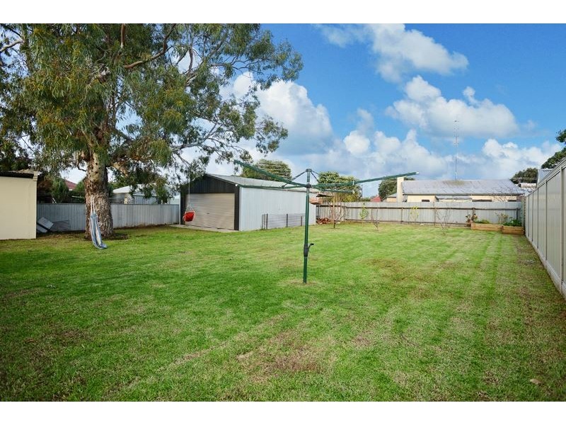 2 Churchill Road, Victor Harbor SA 5211