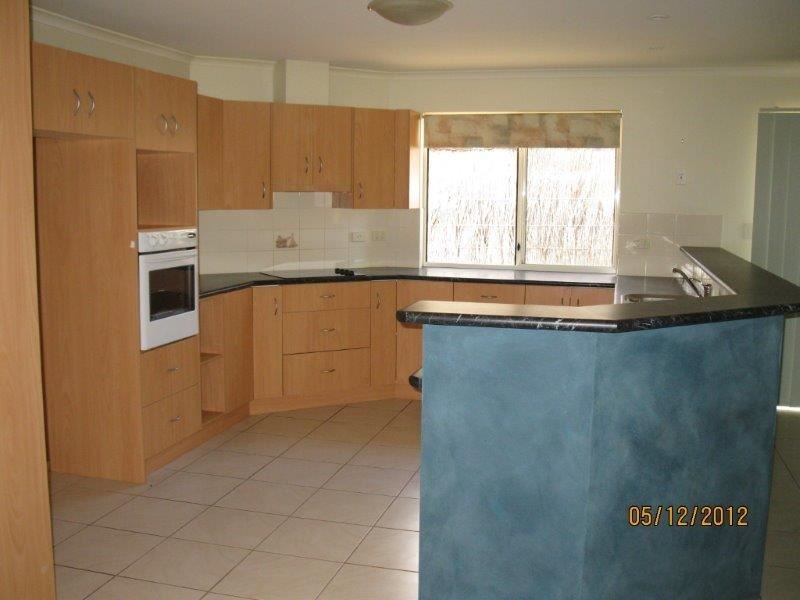 102 Coromandel Drive, Mccracken SA 5211