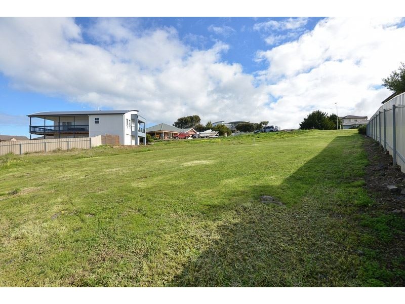 7 Mayflower Court, Encounter Bay SA 5211