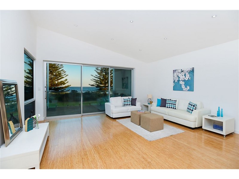 4 Franklin Parade, Victor Harbor SA 5211