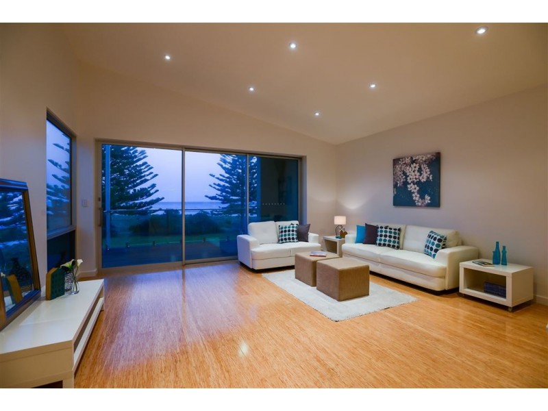 4 Franklin Parade, Victor Harbor SA 5211