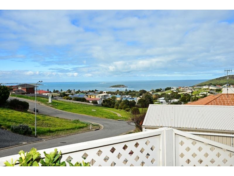 3 Orca Place, Encounter Bay SA 5211