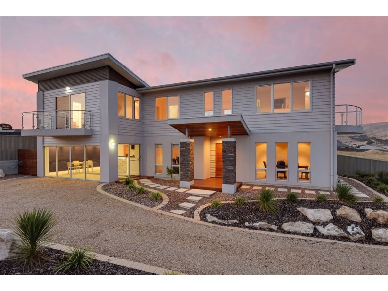 1 Mentone Road, Hayborough SA 5211