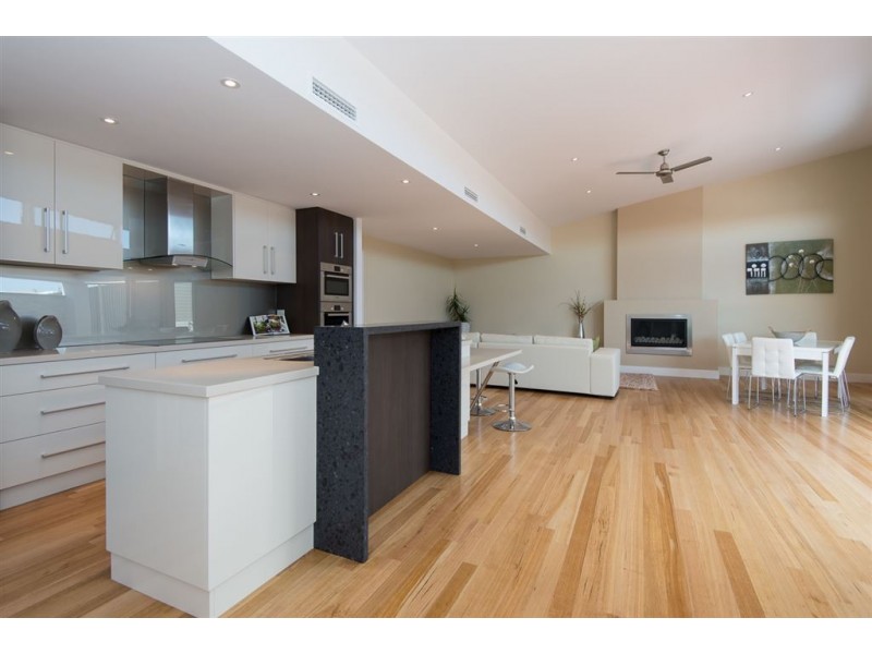 1 Mentone Road, Hayborough SA 5211