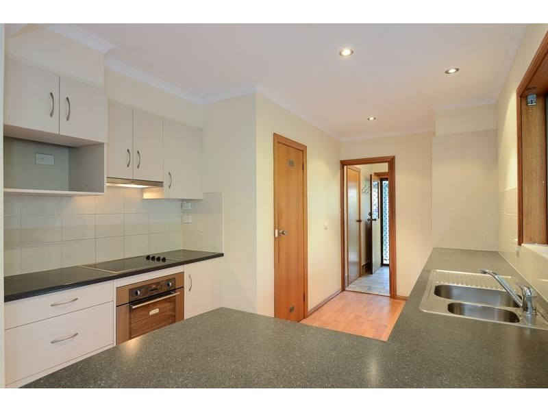 2 Dorset Avenue, Victor Harbor SA 5211