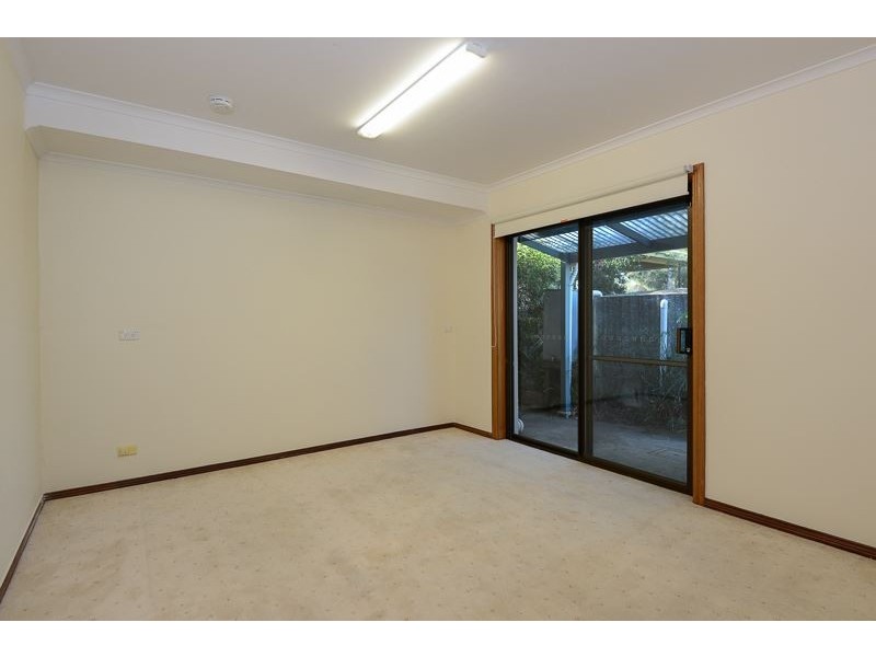 2 Dorset Avenue, Victor Harbor SA 5211