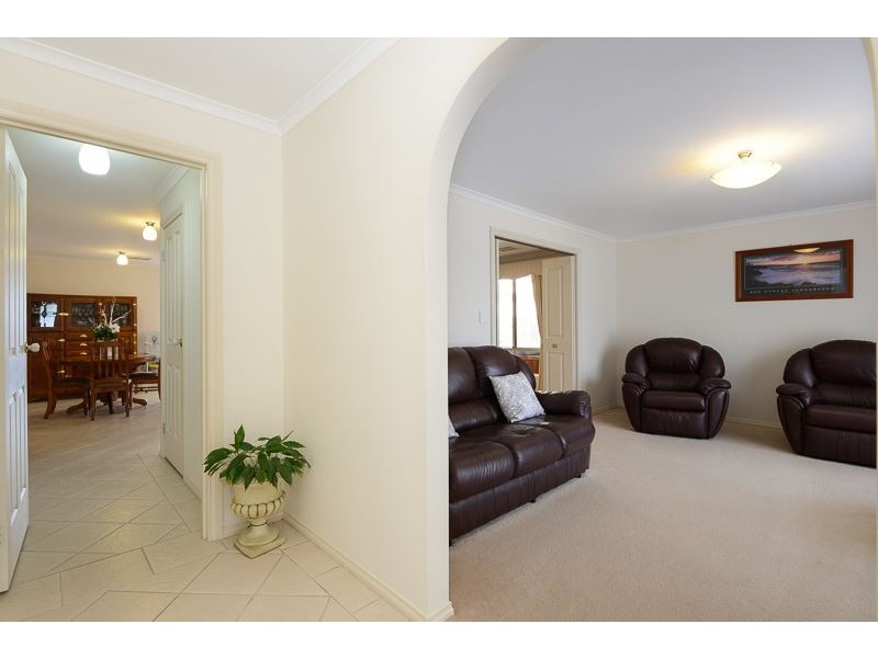 37 Agnes Gillespie Drive, Hayborough SA 5211