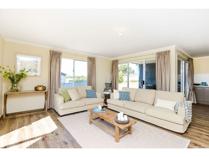 11 Watson Crescent, Port Elliot SA 5212