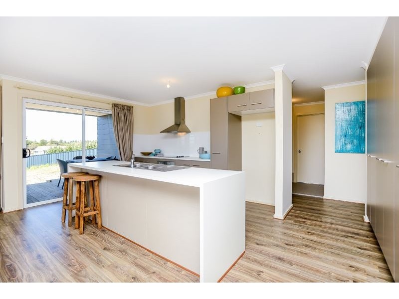 11 Watson Crescent, Port Elliot SA 5212