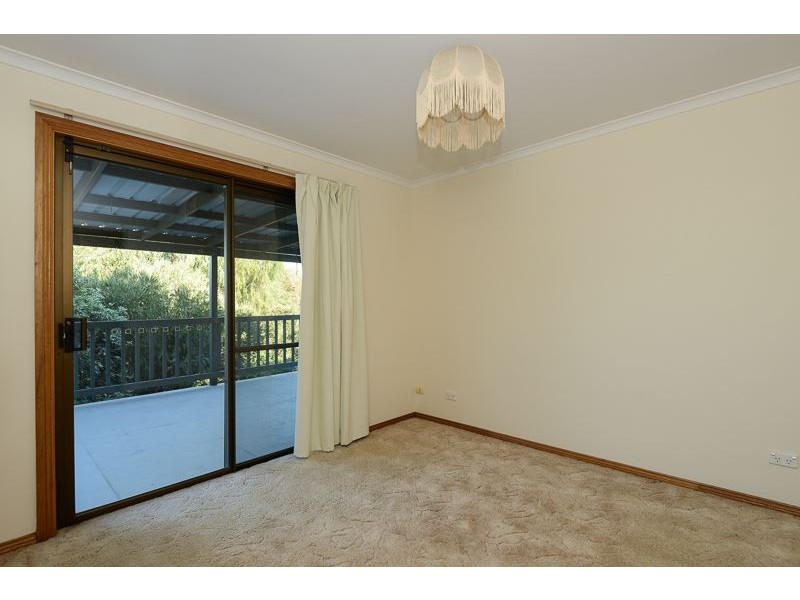 2 Dorset Avenue, Victor Harbor SA 5211