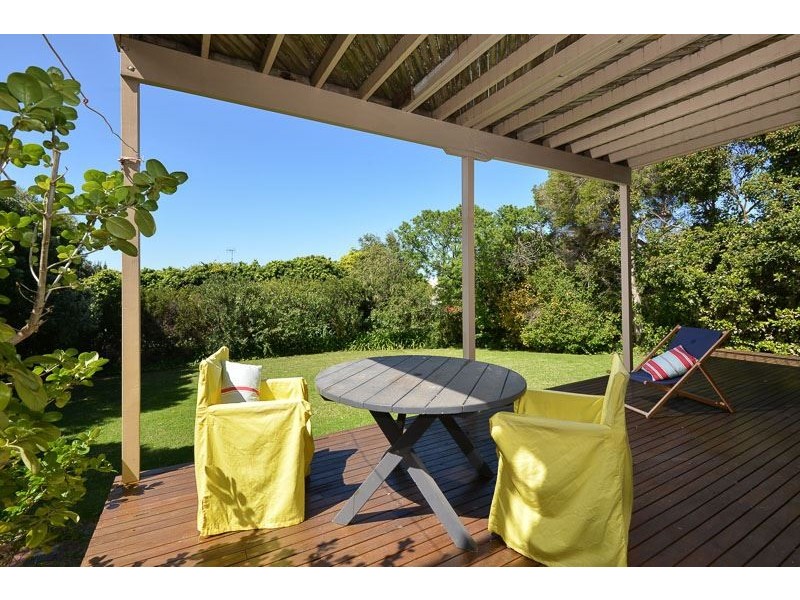 14 Passatt Street, Encounter Bay SA 5211