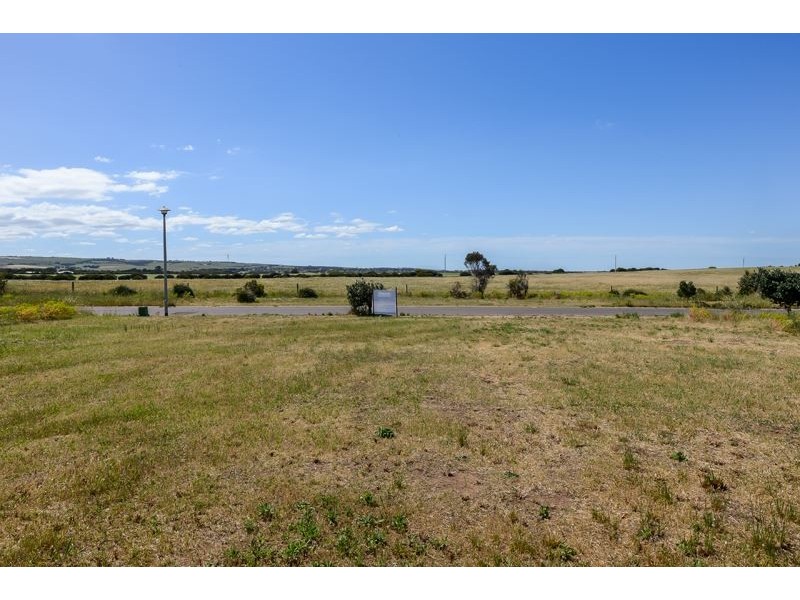 7 (Lot 92) Offshore Drive, Middleton SA 5213