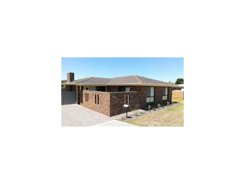 14 Beach Road, Goolwa Beach SA 5214