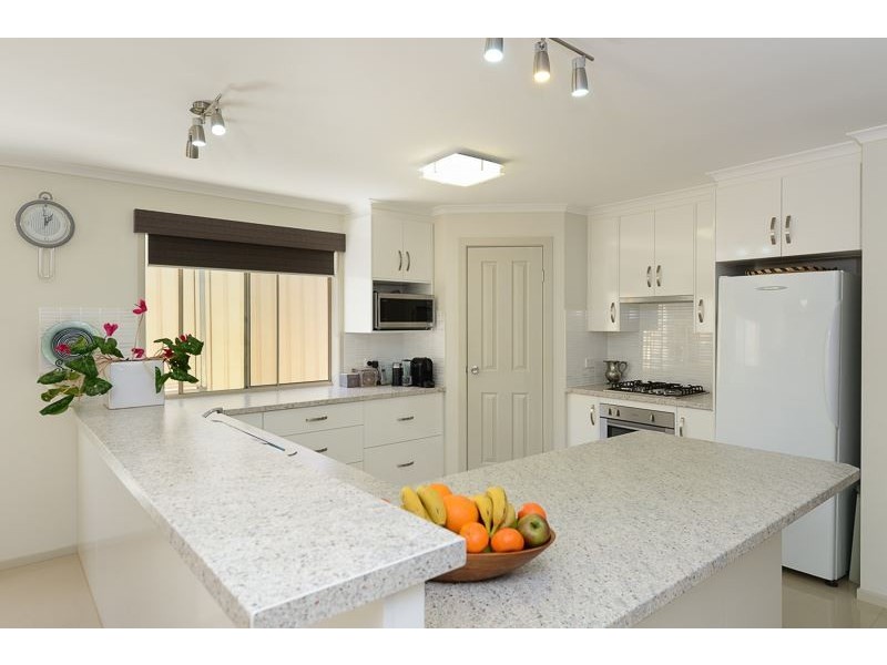 24 Jasmin Drive, Victor Harbor SA 5211