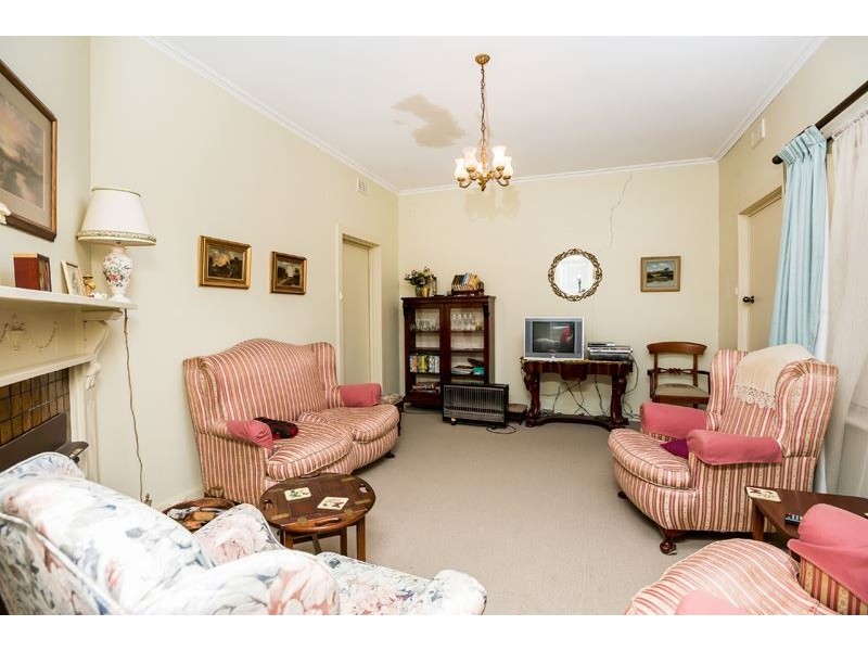 10 Field Avenue, Victor Harbor SA 5211