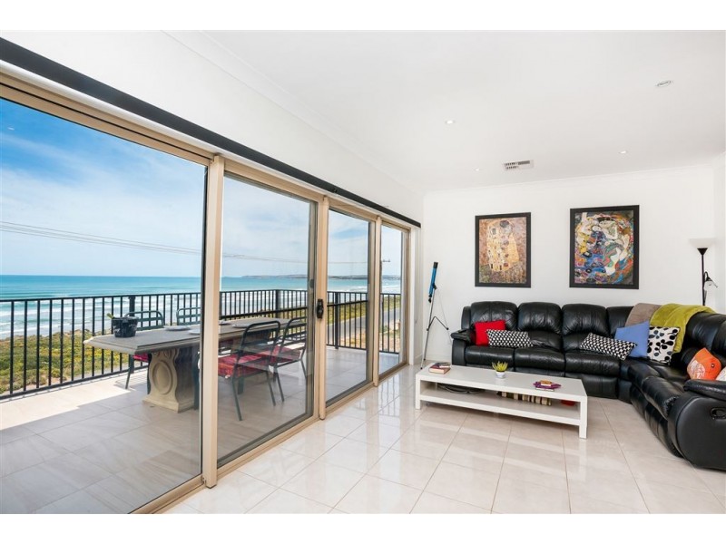 2/106 Surfers Parade, Middleton SA 5213