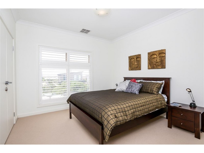 2/106 Surfers Parade, Middleton SA 5213