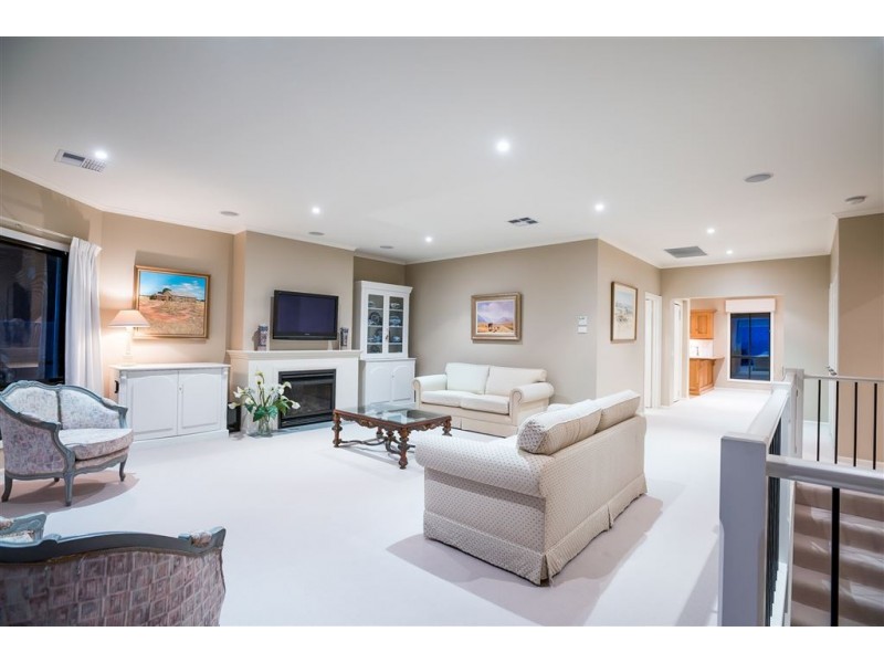 17 Franklin Parade, Encounter Bay SA 5211