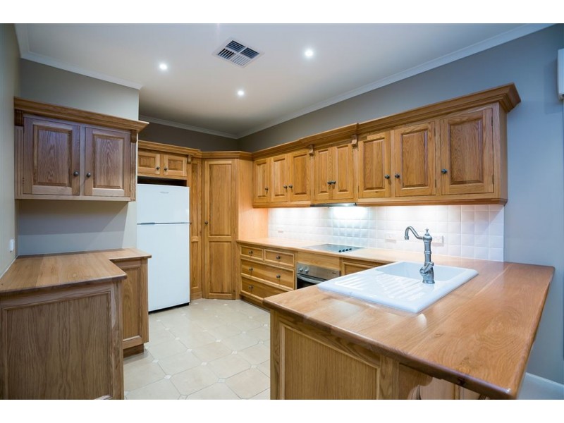 17 Franklin Parade, Encounter Bay SA 5211