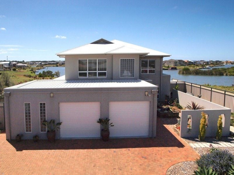 8 Queen Court, Hindmarsh Island SA 5214