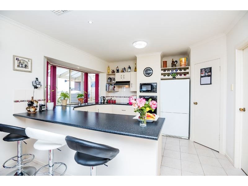 51 Prince Alfred Parade, Hindmarsh Island SA 5214