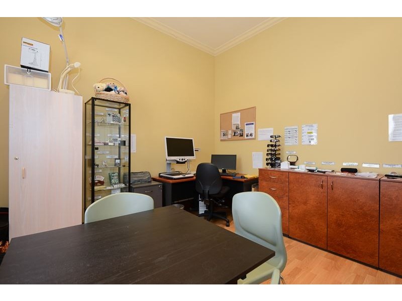 14 Victoria Street, Victor Harbor SA 5211