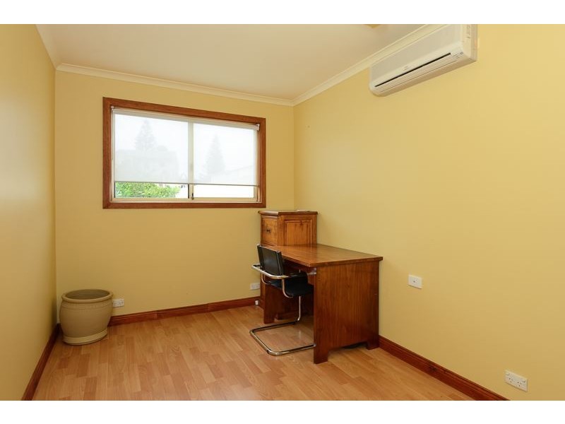 14 Victoria Street, Victor Harbor SA 5211