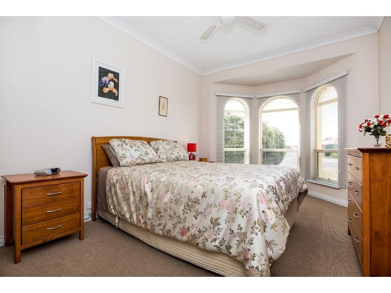 13 Strathmont Drive, Strathalbyn SA 5255