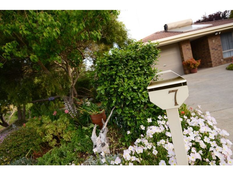 7 Joy Street, Encounter Bay SA 5211