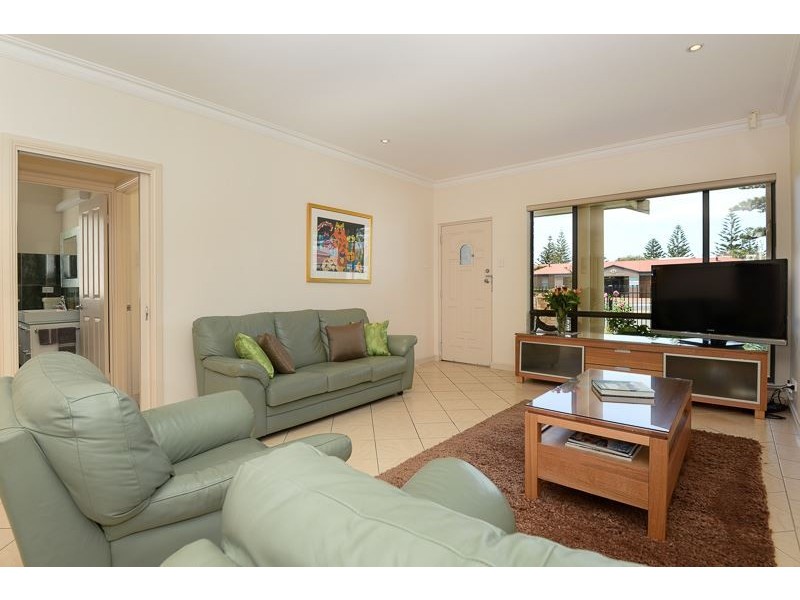 31 Victoria Street, Victor Harbor SA 5211