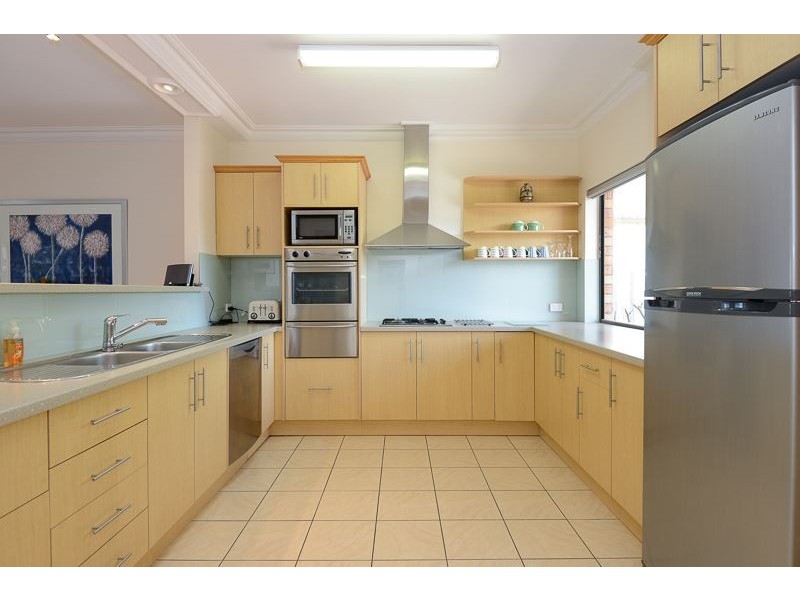 31 Victoria Street, Victor Harbor SA 5211