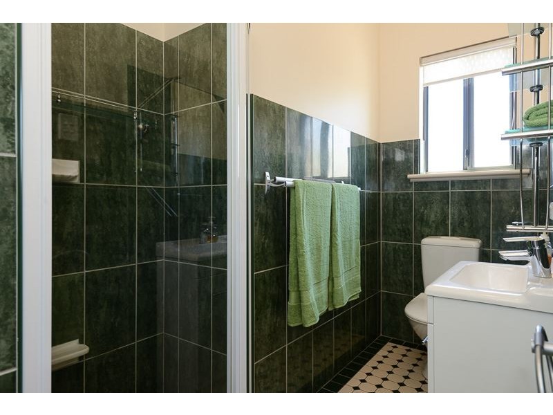 31 Victoria Street, Victor Harbor SA 5211