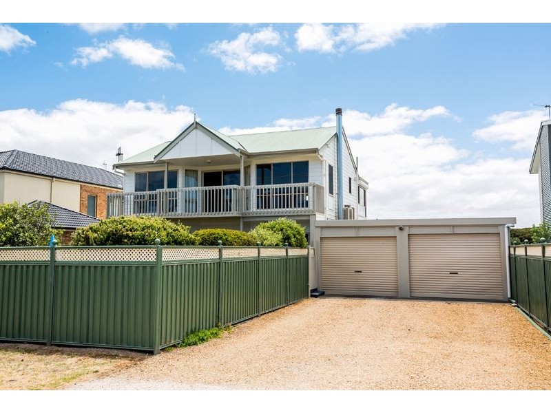 42 Newell Avenue, Middleton SA 5213