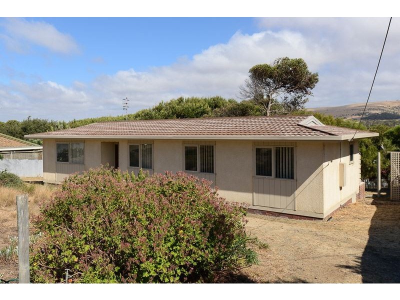 4 Barton Street, Port Elliot SA 5212