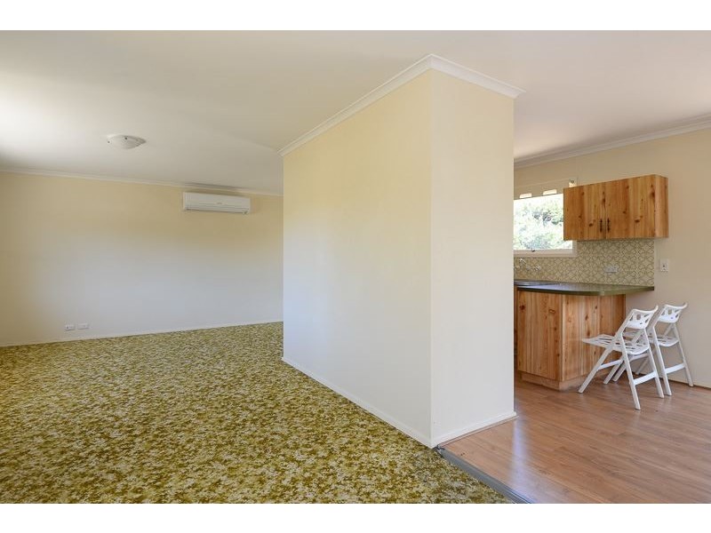 4 Barton Street, Port Elliot SA 5212