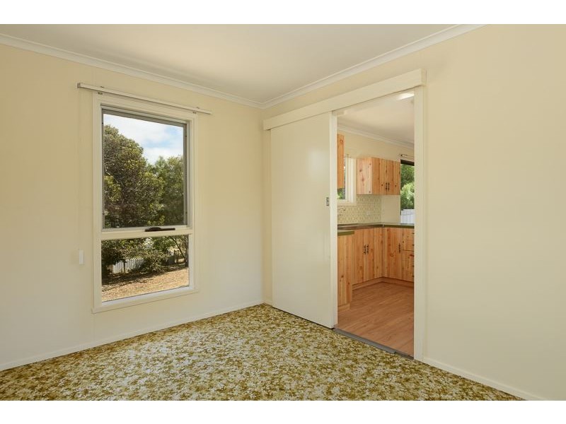 4 Barton Street, Port Elliot SA 5212