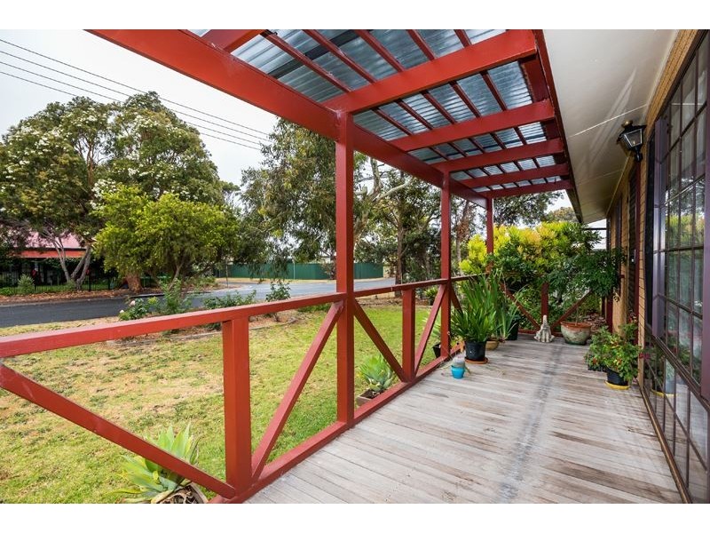 15 Higgins Street, Encounter Bay SA 5211