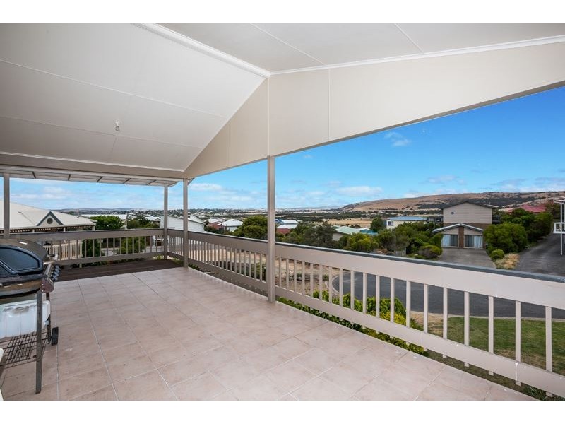 9 England Avenue, Port Elliot SA 5212