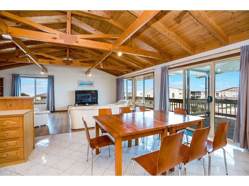 9 England Avenue, Port Elliot SA 5212