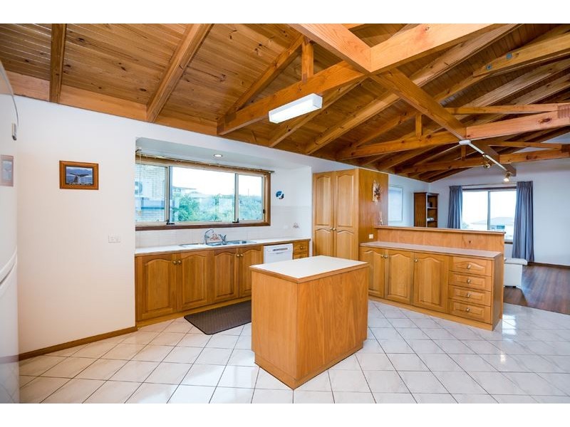 9 England Avenue, Port Elliot SA 5212