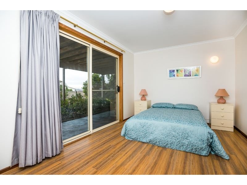 9 England Avenue, Port Elliot SA 5212