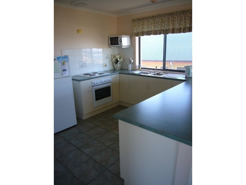 5 Southern Right Crescent, Encounter Bay SA 5211